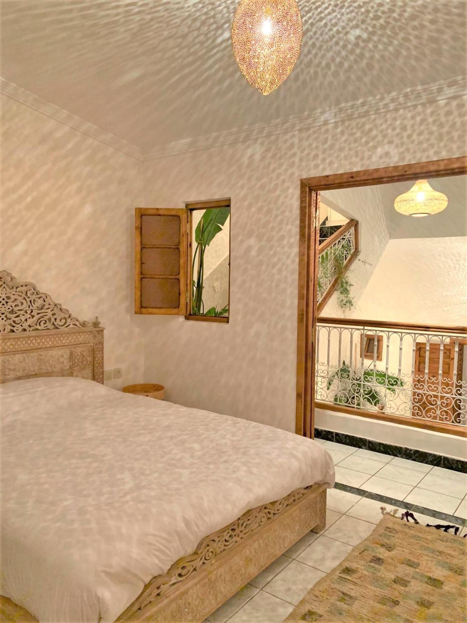 Riad With 3 Swimming Pools 마라케시 외부 사진