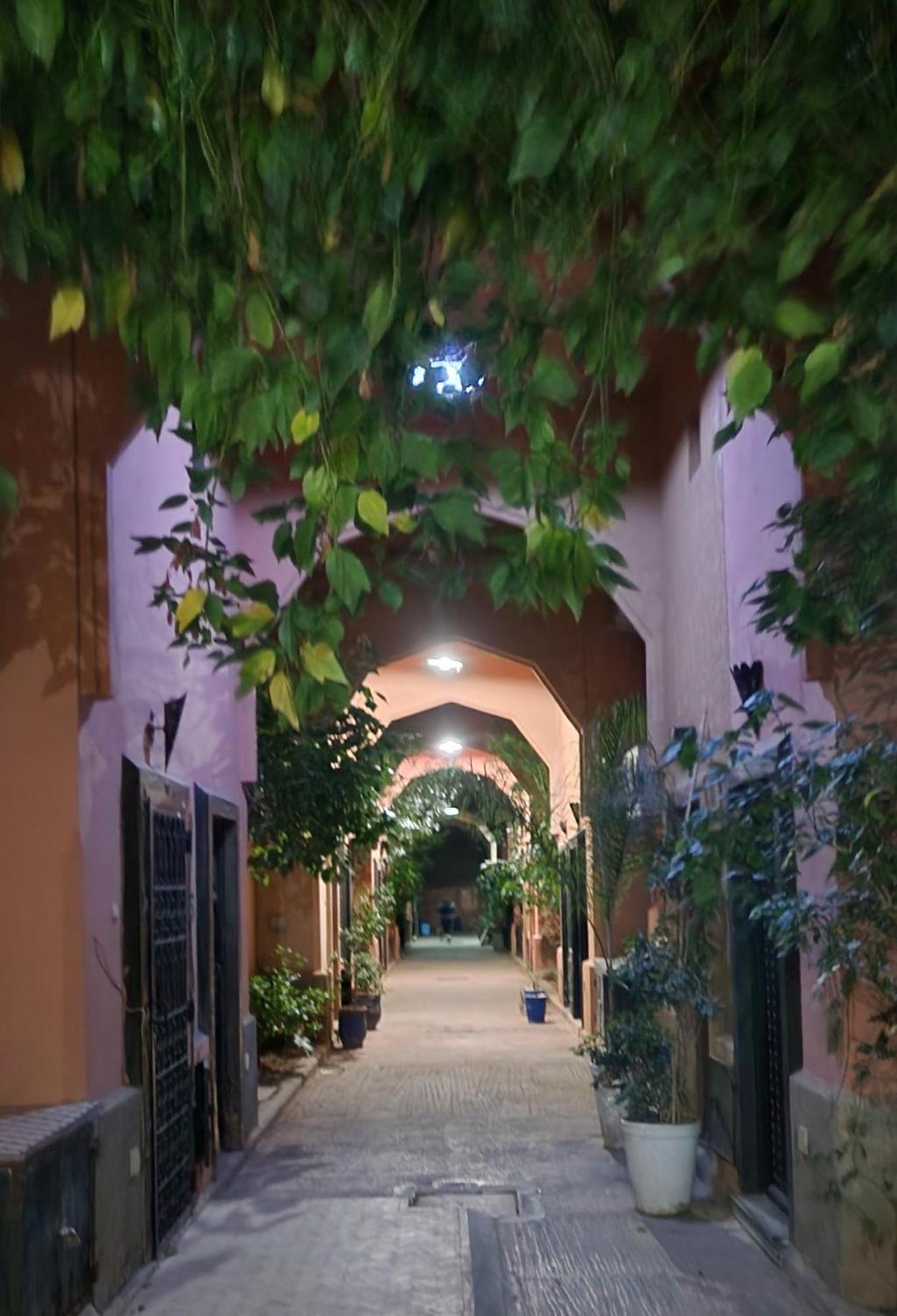 Riad With 3 Swimming Pools 마라케시 외부 사진