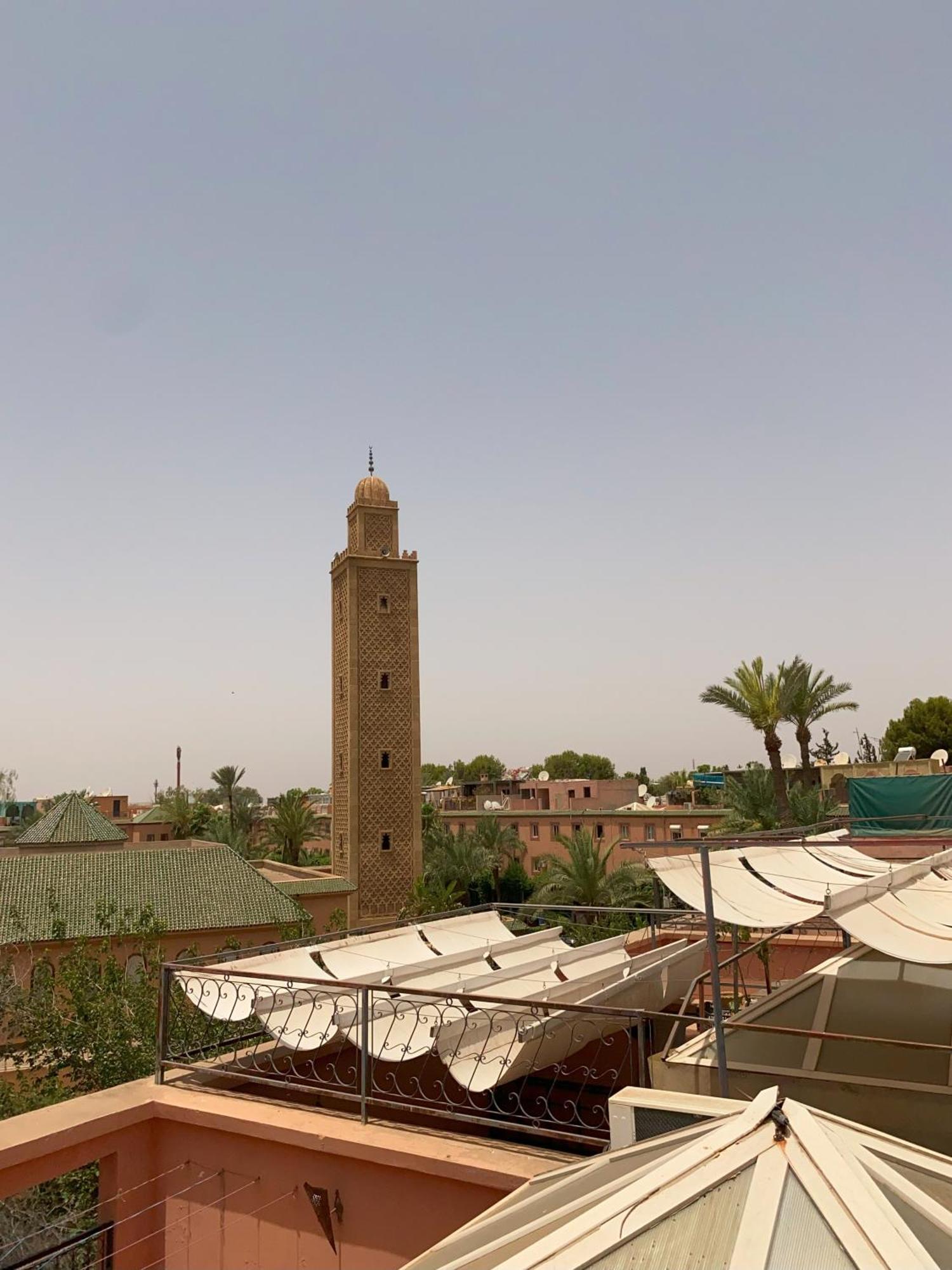 Riad With 3 Swimming Pools 마라케시 외부 사진