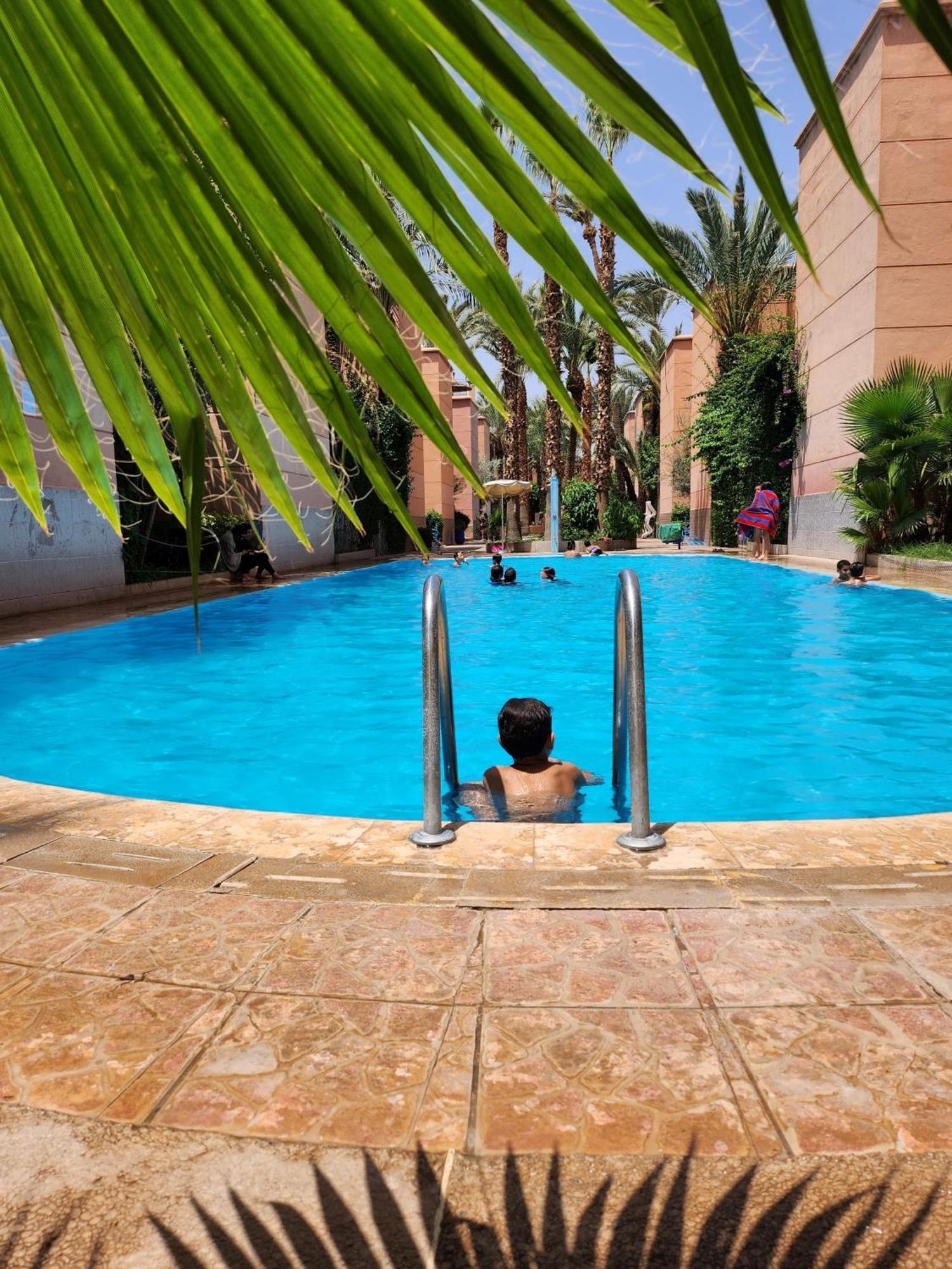 Riad With 3 Swimming Pools 마라케시 외부 사진